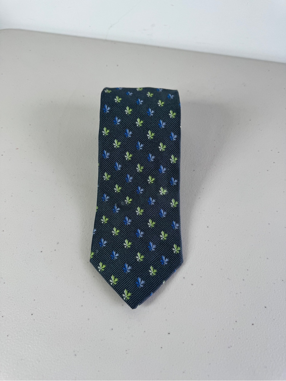 Berend Dewitt 100% Silk Necktie 5 Fingers Leaf Print German Designer Luxury Tie - Picture 4 of 12